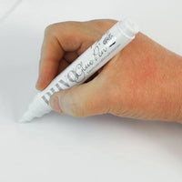 Nuvo • Flat tip glue pen medium