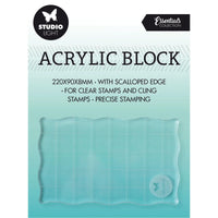 
              Studio Light - Essentials Acryl Stamp Block for Clear and Cling Stamps with Grid 5x8x0.8cm Nr.03
            